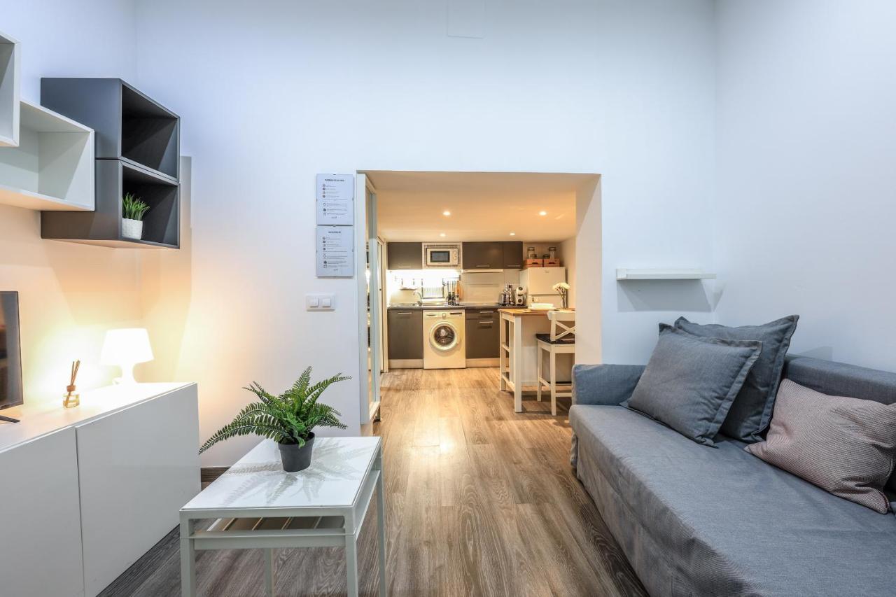 Discover Madrid From Our Cozy Studio Buitenkant foto